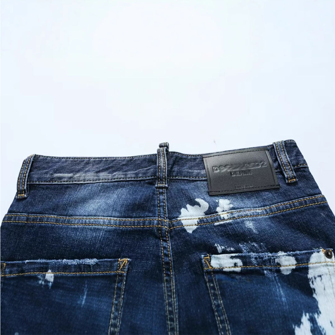 New-DSQ2 hole patch print Jeans
