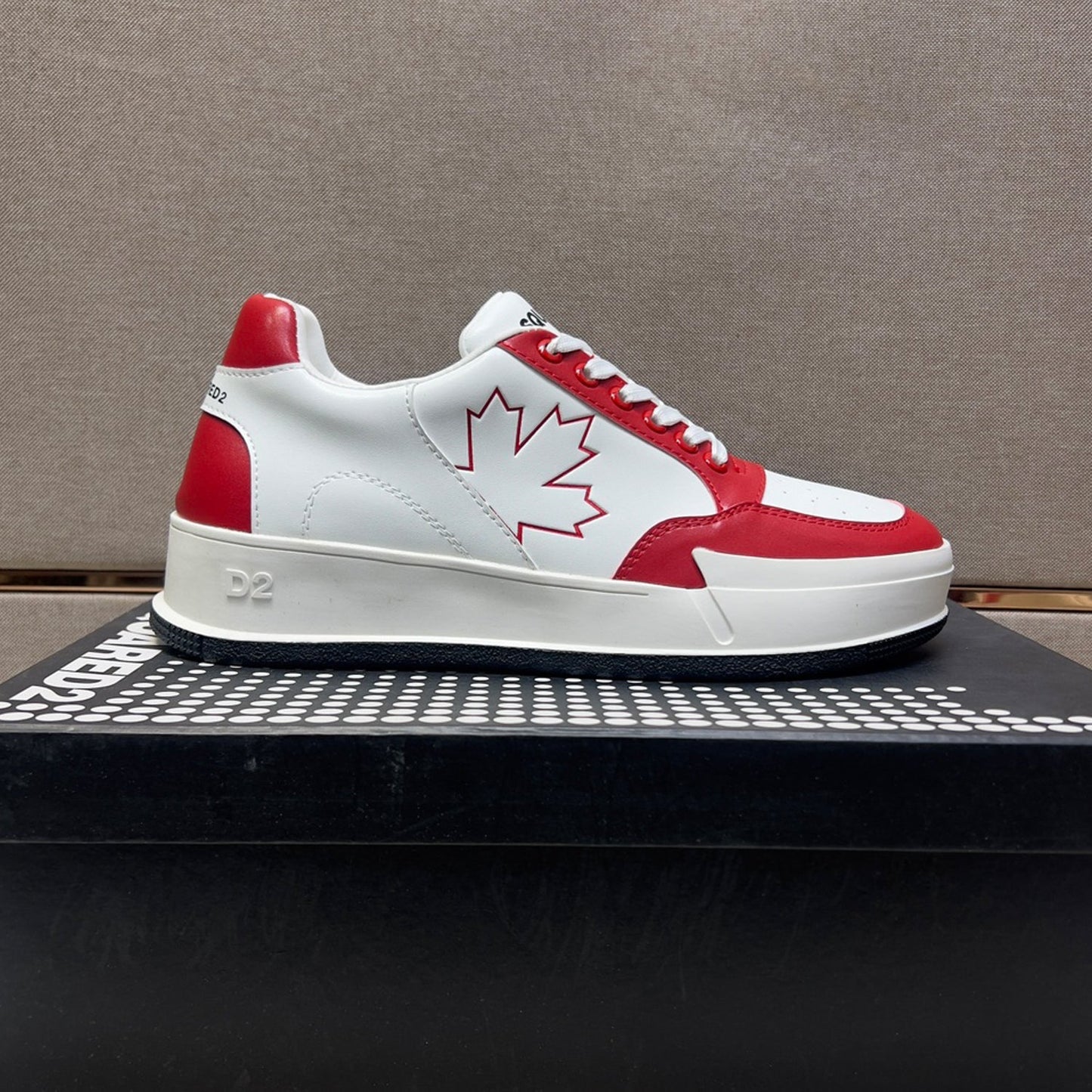 NEW-DSQ2 Leather sneakers